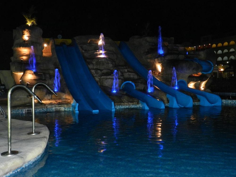 Mediterraneo Bay Hotel & Resort Roquetas de Mar Ngoại thất bức ảnh